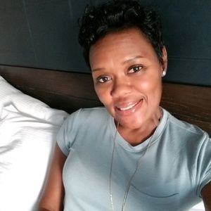 Meet your Posher, Shalaine